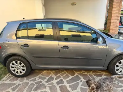 Usata VW Golf IV Trendline 102 CV (75 kW) 2006 Grigio Berlina