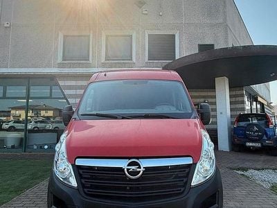 Usata Opel Movano 130 CV (95 kW) 2017 Rosso Monovolume