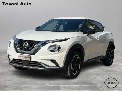 Usata Nissan Juke N-Connecta 114 CV (83 kW) 2023 White pearl brilliant SUV