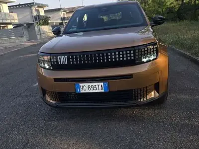 Nuova Fiat Grande Panda Icon 101 CV (74 kW) 2026 Utilitaria
