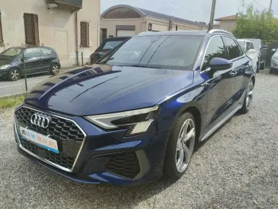 Usata Audi A3 S-Line 150 CV (110 kW) 2020 Blu/azzurro Berlina