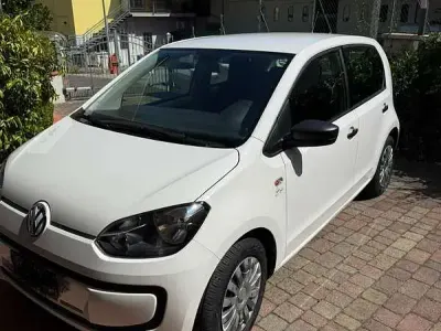 Usata VW up! 68 CV (50 kW) 2015 Utilitaria