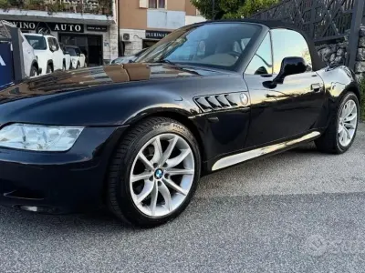 Usata BMW Z3 Efficient Dynamics 118 CV (86 kW) 2001 Nero Cabrio