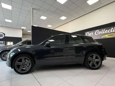 Usata Porsche Macan 250 CV (183 kW) 2016 Grigio vulcano SUV