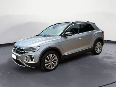 Usata VW T-Roc Style 149 CV (109 kW) 2023 Grigio SUV