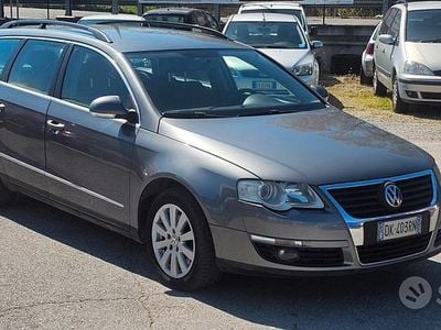 Usata VW Passat Comfortline 105 CV (77 kW) 2007 Grigio Berlina