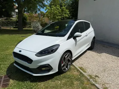 Usata Ford Fiesta Performance Edition 200 CV (147 kW) 2020 Bianco Utilitaria