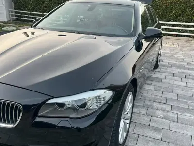 Usata BMW 520 195 CV (143 kW) 2011 Nero Station wagon
