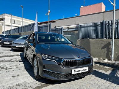 Usata Skoda Octavia Selection 150 CV (110 kW) 2024 Grigio Station wagon