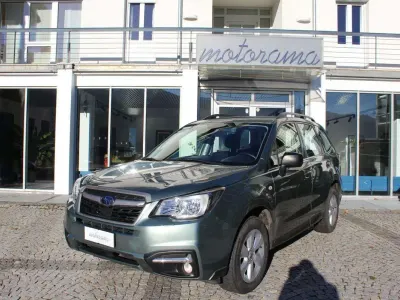 Usata Subaru Forester Style 147 CV (108 kW) 2017 Verde SUV