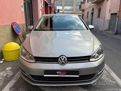 Brugt VW Golf VII Highline 110 HK (80 kW) 2016 Grå Sedan