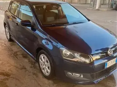 Usata VW Polo 90 CV (66 kW) 2010 Blu Utilitaria