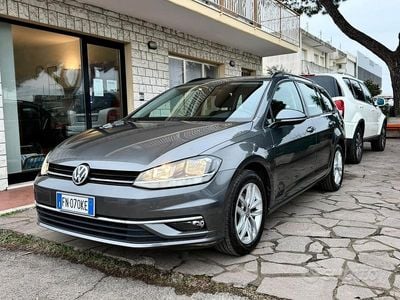 Usata VW Golf VII Business 115 CV (84 kW) 2018 Grigio Station wagon