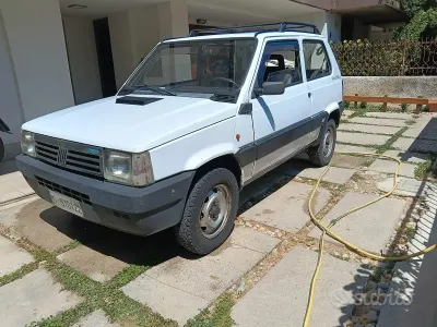 Usata Fiat Panda 4x4 Trekking 50 CV (36 kW) 1993 Bianco Utilitaria