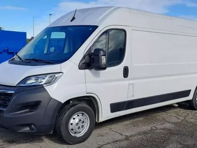 Usata Opel Movano S 140 CV (102 kW) 2023 Bianco Furgone