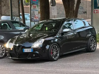 Usata Alfa Romeo Giulietta 140 CV (102 kW) 2013 Nero Utilitaria