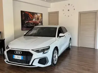 Usata Audi A3 S-Line 116 CV (85 kW) 2024 Bianco Berlina
