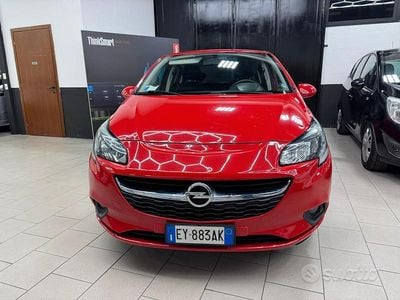 Usata Opel Corsa Cosmo 74 CV (54 kW) 2015 Rosso Utilitaria