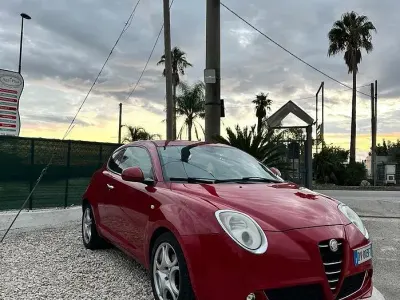 Usata Alfa Romeo MiTo Distinctive 120 CV (88 kW) 2010 Rosso Utilitaria