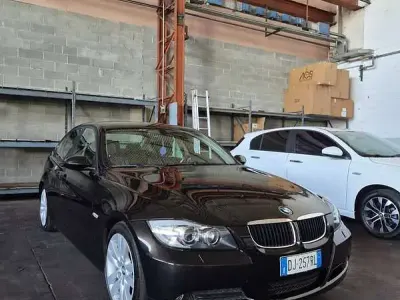 Usata BMW 320 M Sport 177 CV (130 kW) 2007 Nero Berlina