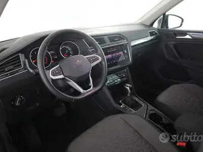 Usata VW Tiguan Life 150 CV (110 kW) 2023 Grigio SUV