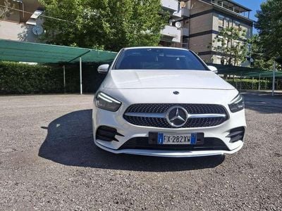 Usata Mercedes B180 Premium 116 CV (85 kW) 2019 Bianco Utilitaria