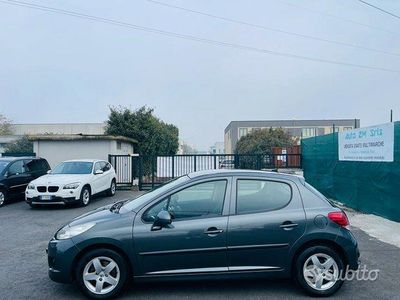 usata Peugeot 207 benzina e gpl X neopatentati