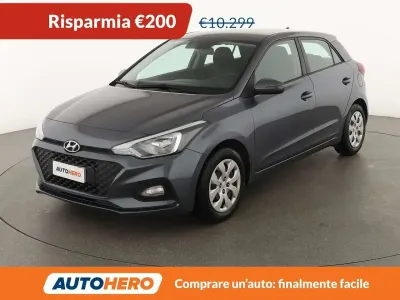 Begagnad Hyundai i20 Advanced 75 HK (55 kW) 2018 Grå Sedan