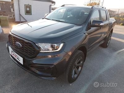 Usata Ford Ranger 213 CV (156 kW) 2021 Grigio Pick-up
