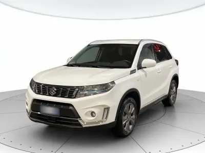 Usata Suzuki Vitara Cool 129 CV (94 kW) 2024 Bianco SUV