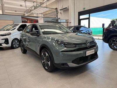 Nuova Citroën C4 136 CV (100 kW) 2025 Verde Berlina