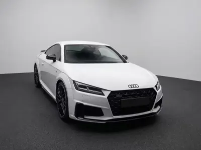 Begagnad Audi TT S-Line 245 HK (180 kW) 2021 Vit Sportkupé