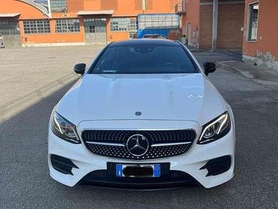 Usata Mercedes E220 AMG line 194 CV (142 kW) 2020 Coupé