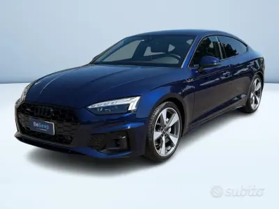 Usata Audi A5 Sportback S-Line 204 CV (150 kW) 2024 Bluazzurro Utilitaria