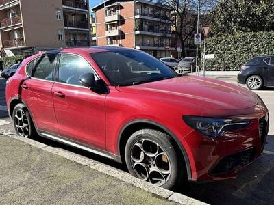Usata Alfa Romeo Stelvio Sprint 209 CV (153 kW) 2023 Rosso SUV