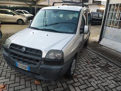 Usata Fiat Doblò 101 CV (74 kW) 2003 Grigio Monovolume