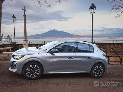 Nuova Peugeot 208 2025 Grigio Utilitaria