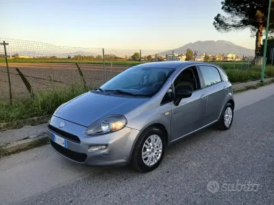 Brugt Fiat Punto Dynamic 75 HK (55 kW) 2012 Grå Hatchback
