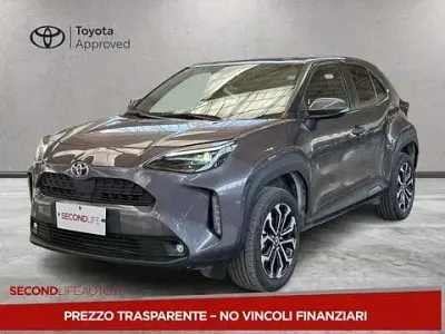 Usata Toyota Yaris Cross Trend 116 CV (85 kW) 2023 Grigio SUV