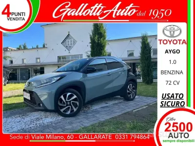 Usata Toyota Aygo X Trend 72 CV (52 kW) 2025 Grigio SUV
