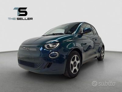 Usata Fiat 500e Action 69 kW (95 CV) 2022 Blu Berlina