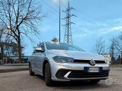 Begagnad VW Polo Life 80 HK (58 kW) 2023 Grå Halvkombi