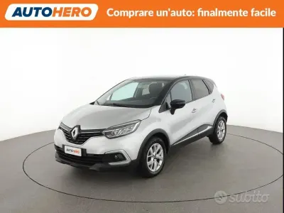 Usata Renault Captur 90 CV (66 kW) 2019 Grigio SUV