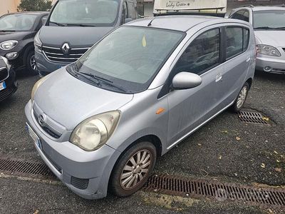 Grigio Usata 2011 Daihatsu Cuore Utilitaria | 3700 €