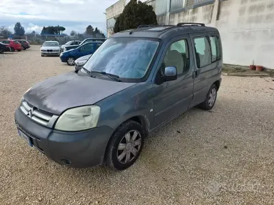 Usata Citroën e-Berlingo 109 CV (80 kW) 2008 Bluazzurro Monovolume