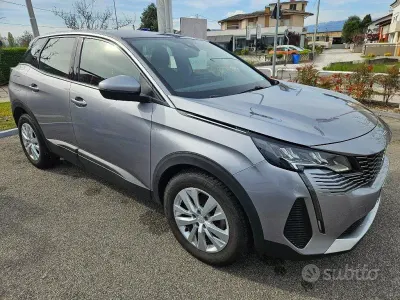 Usata Peugeot 3008 GT 131 CV (96 kW) 2021 Grigio metallizzato SUV