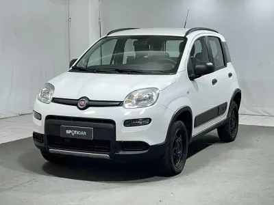 Usata Fiat Panda 4x4 S 86 CV (63 kW) 2019 Bianco Utilitaria