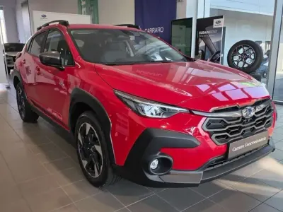 Nuova Subaru Crosstrek Style 136 CV (100 kW) 2026 Pure red SUV