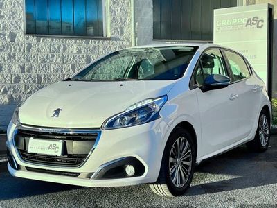 usata Peugeot 208 5p 1.2 BENZ/GPL 82cv ADATTA NEOPATENTATI