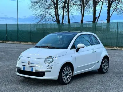 Usata Fiat 500 Lounge 69 CV (50 kW) 2015 Bianco Utilitaria